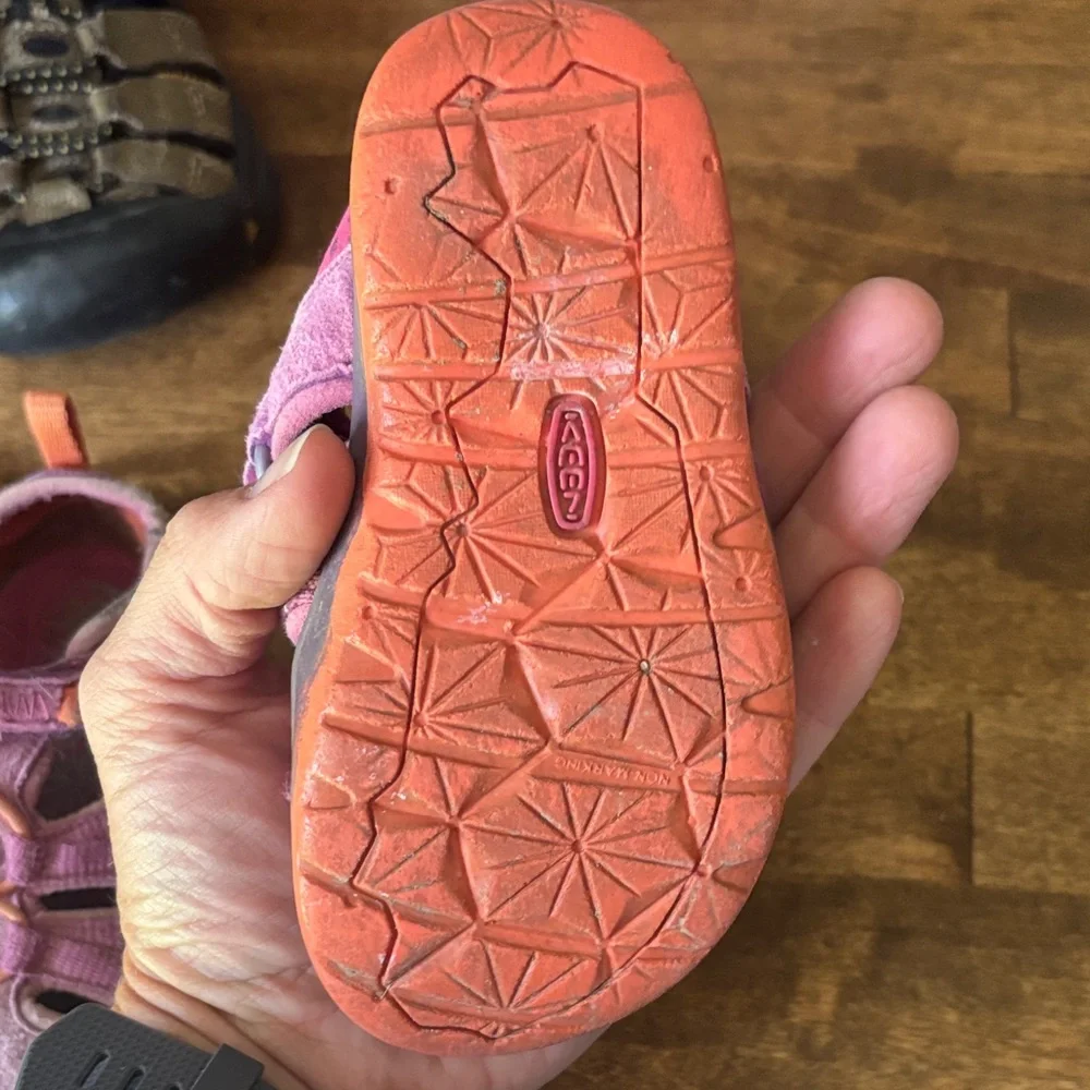 Keen durable closed